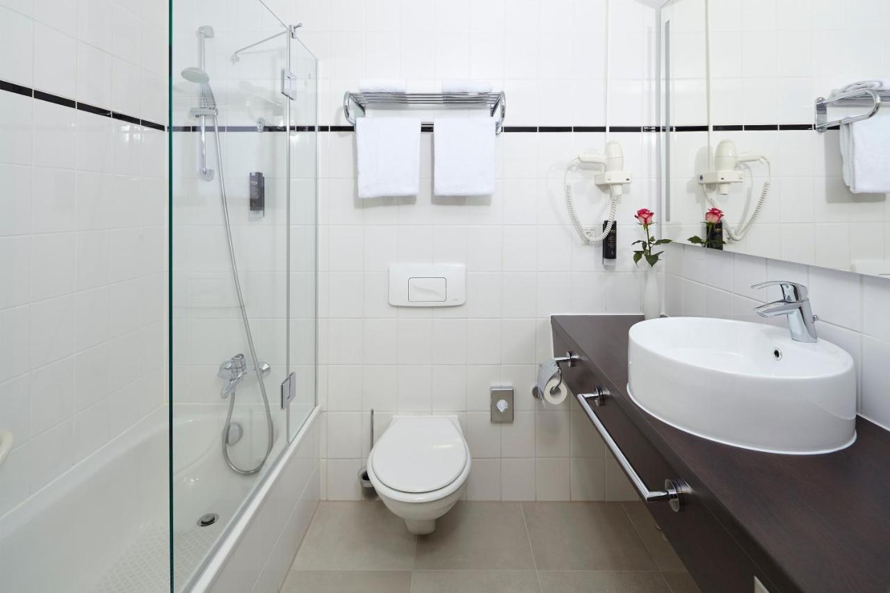 Trans World Hotel Kranichhoehe Much Εξωτερικό φωτογραφία